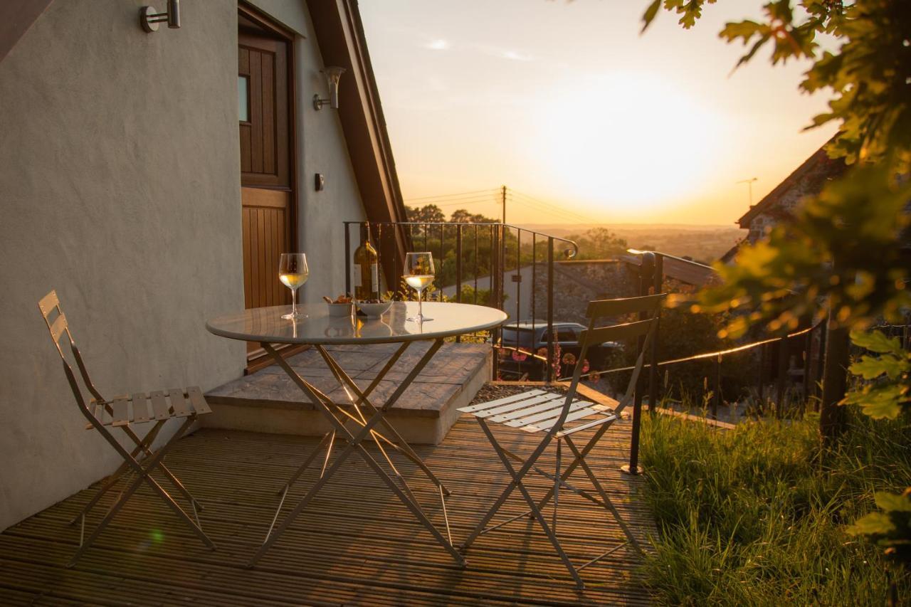 The Roost - A Bird'S Eye View In The Countryside Apartamento Cullompton Exterior foto